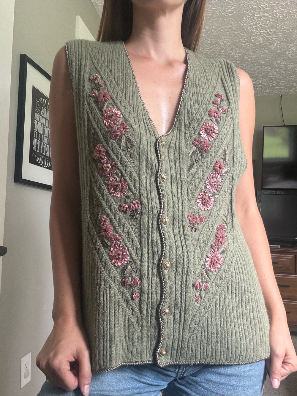 Vintage Koret Olive Green Embroidered Sleeveless Knit Cardigan